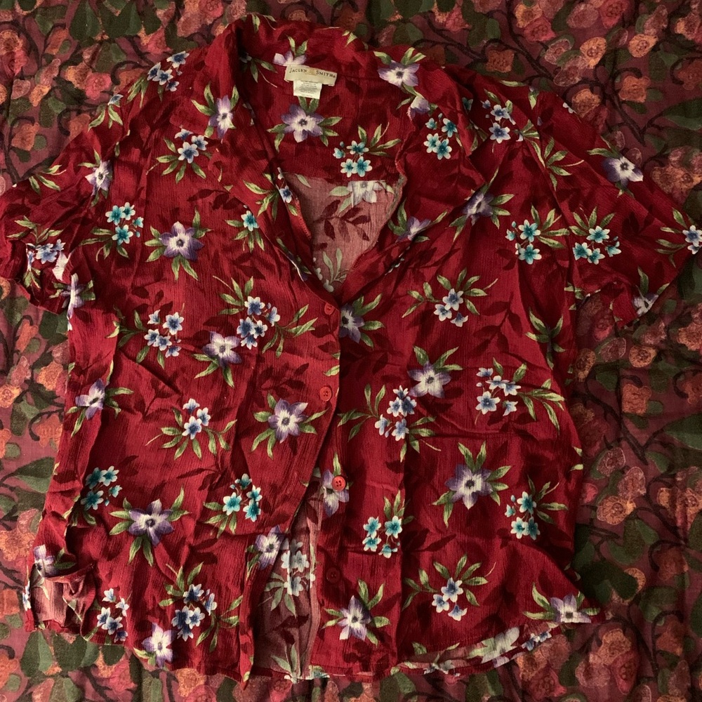 Tourist/floral women’s shirt